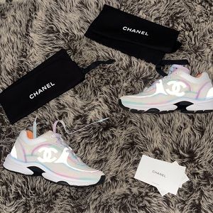 CHANEL RUNNERS MULTICOLORED